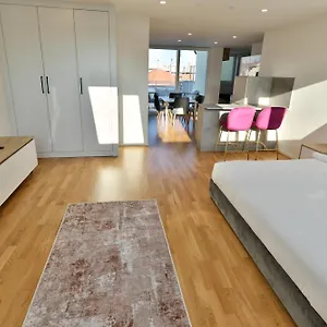 Lotus Apartman Bécs
